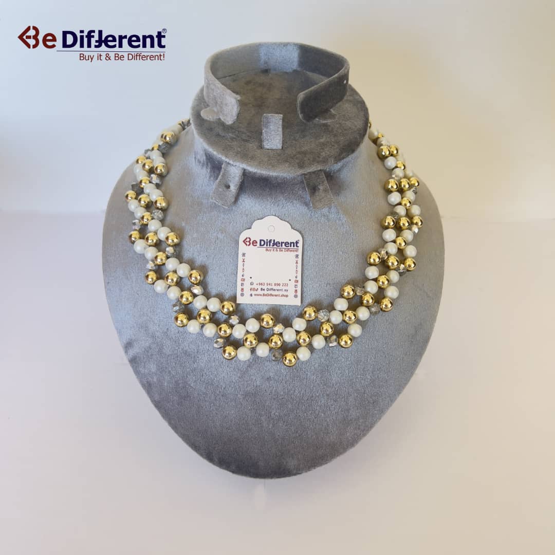 Be Different - Necklace White & Gold Pearls & Silver Crystals